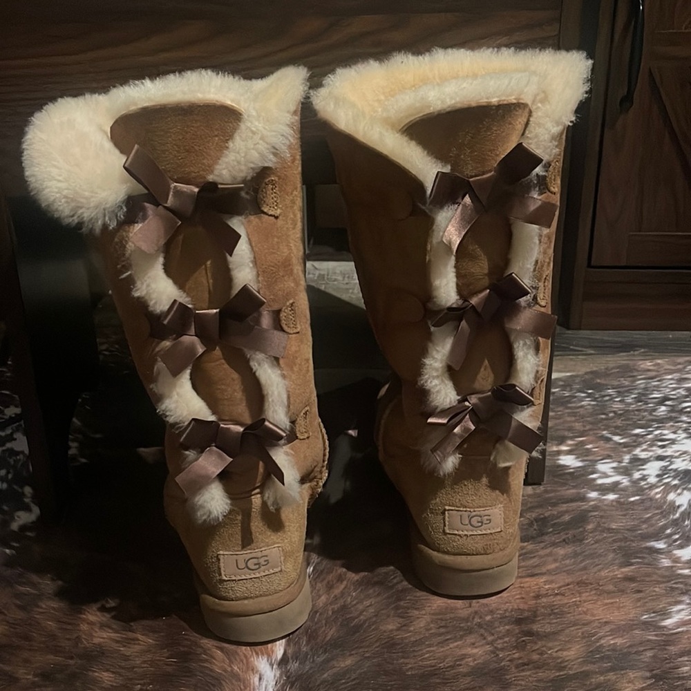 Ugg Women’s Bailey Bow Tall Boot